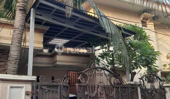 Affordable Ready-to-Occupy House in a Complex in Petojo Cideng, Central Jakarta