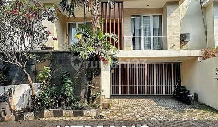 Rumah Mewah Strategis Private Pool di Kemang Jakarta Selatan