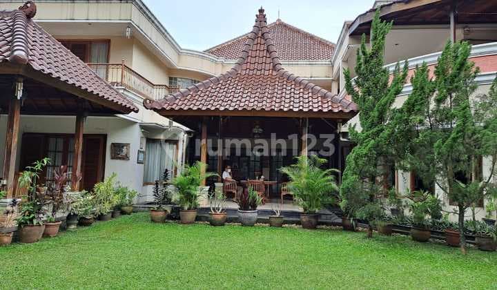 DIJUAL RUMAH LUAS DAN MEWAH DI BINTARO SEKTOR 9 TANGERANG SELATAN