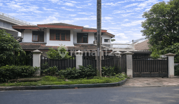 Tanah Dijual Bonus Bangunan di Kebayoran Lama Dekat Pondok Indah