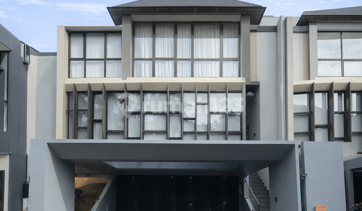 Rumah Dijual Murah di Serenia Hills Cluster Zenith Lebak Bulus Dekat MRT
