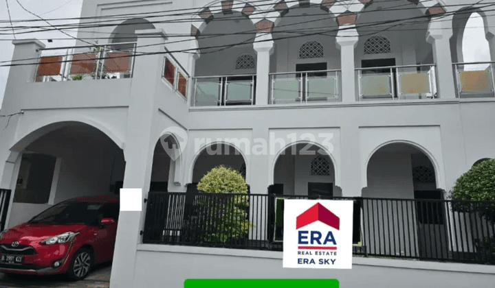 Dijual Rumah 2 Lantai Nuansa Islami