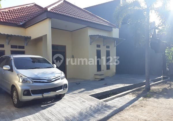 Dijual Cepat Rumah Bagus Unfurnished SHM di Sekardangan, Sidoarjo