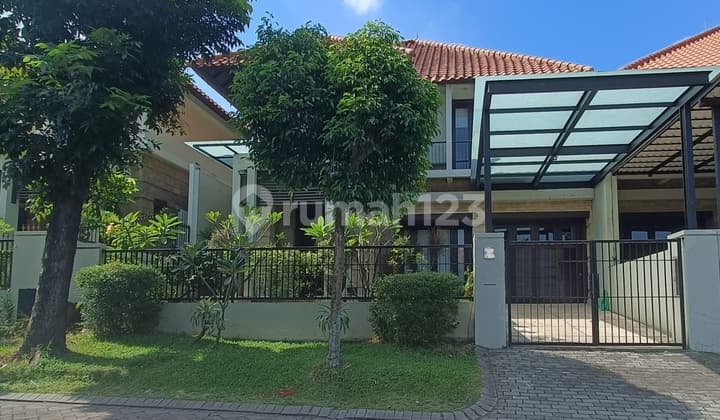 Dijual Rumah Siap Huni Furnished SHM di Graha Famili, Surabaya
