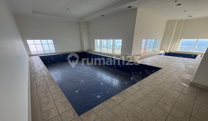 The Belezza Permata Hijau Apartemen Penthouse 4 Kamar Tidur Unfurnished