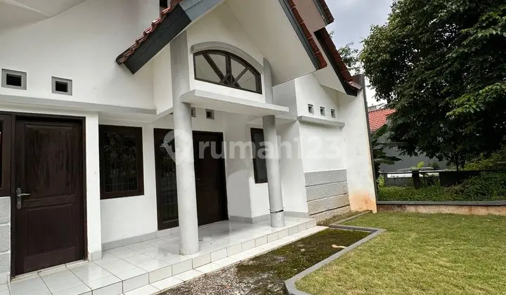 Rumah 1 Lantai Alam Sutera Rapi Murah Lokasi Bagus Jarang Ada