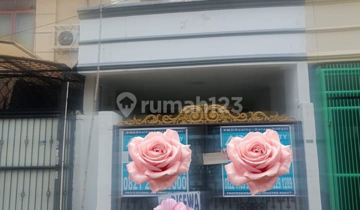 Disewakan Rumah Taman Palem Lestari