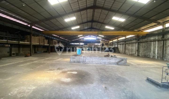 Disewakan gudang di Peternakan kapuk ukuran besar jarang ada dekat tol