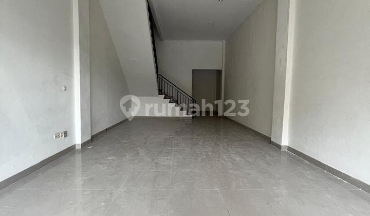 Disewakan ruko gandeng golf island pik jarang ada sudah jebol