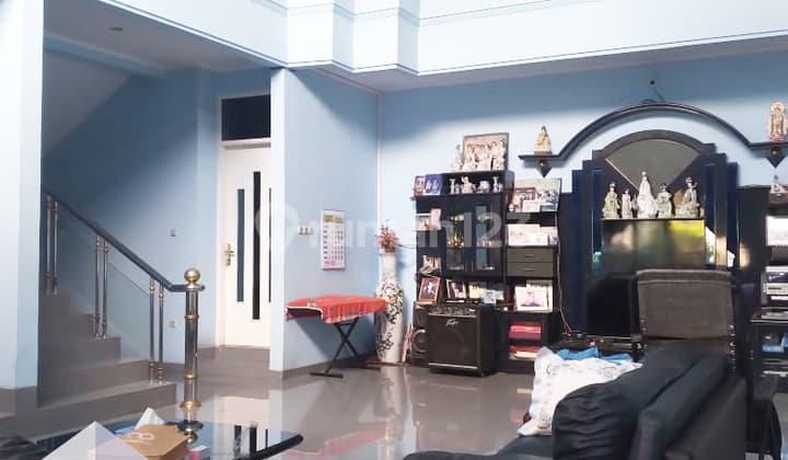 Rumah 2 Lantai Bagus di Sayap Moh.toha, Bandung