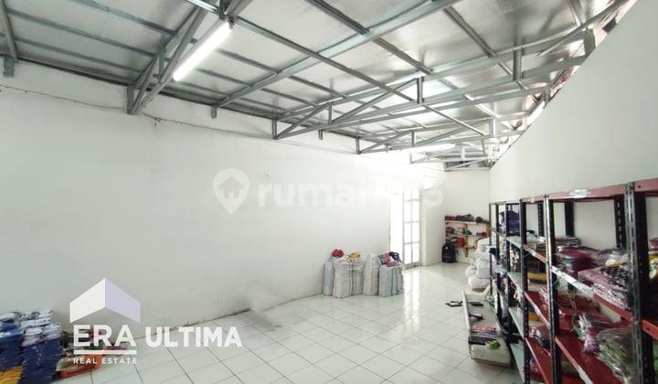 For Sale Well-Maintained Shop House In Kopo