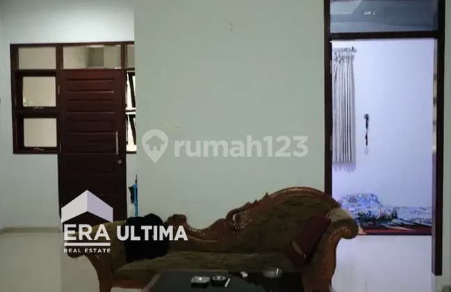 Dijual Rumah Terawat Aman di Sayap Bkr