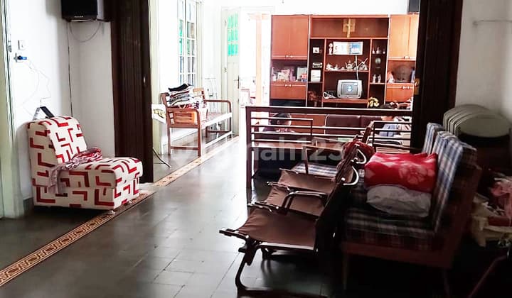 Dijual Rumah Cocok Untuk Usaha di Gatot Subroto