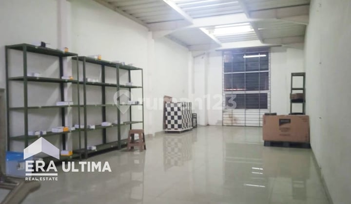 Ruko Siap Pakai Lokasi Strategis di Cibaduyut
