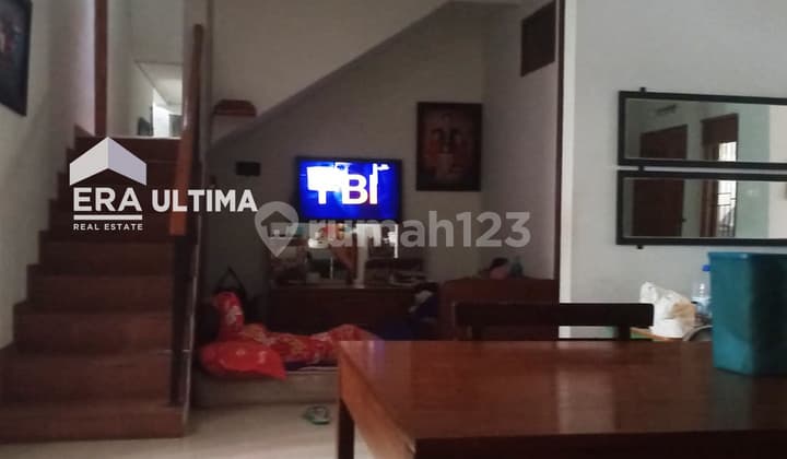 Rumah 2 Lantai Bagus Unfurnished SHM di Mengger, Bandung