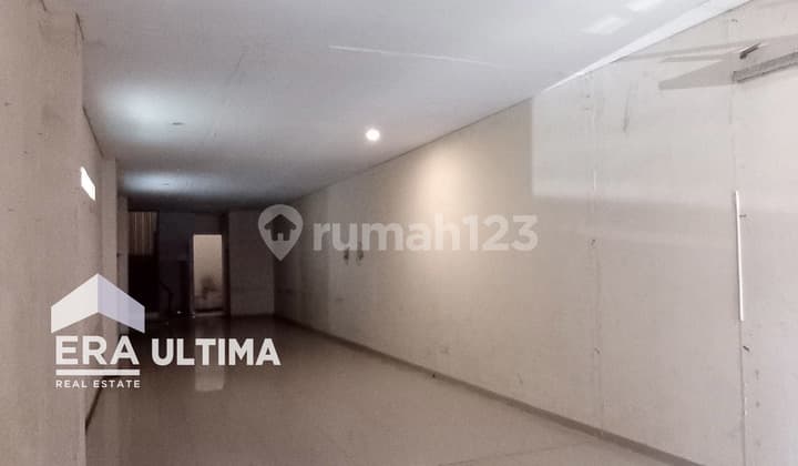 Ruko Strategis Siap Pakai Cocok Untuk Usaha di Sayap Buahbatu