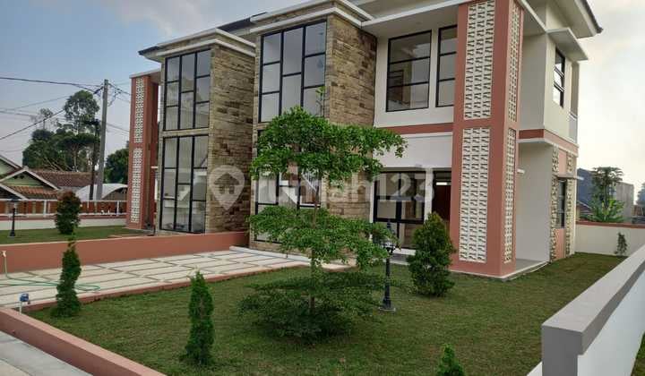 Rumah Bagus Di Manoko Lembang Bandung Barat