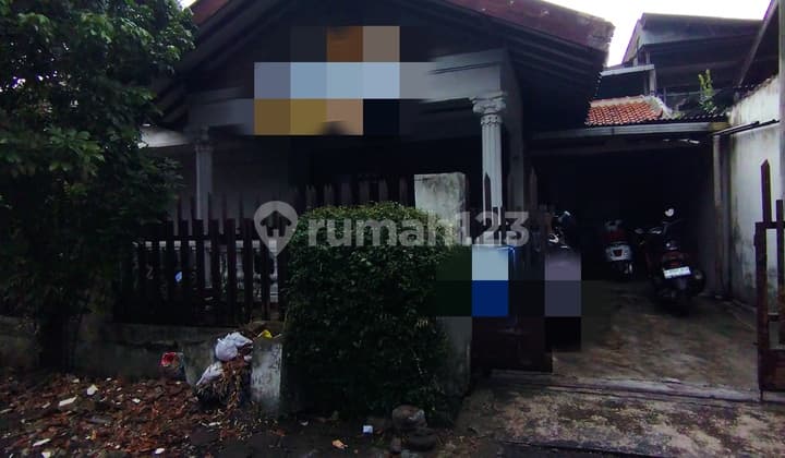 For Sale Old Land-Based House in Arcamanik, Athletic Street, Bandung