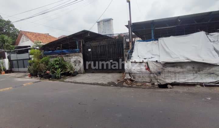 Rumah Lama Hitung Tanah Dijual di Palmerah - Akses Mudah