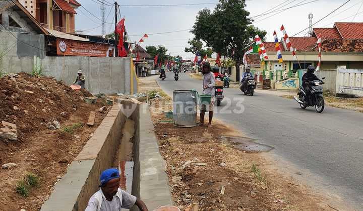 Di Jual Lahan + 4 Unit Rumah Lokasi Strategis Siap Huni Di Kerawang Jawa Barat