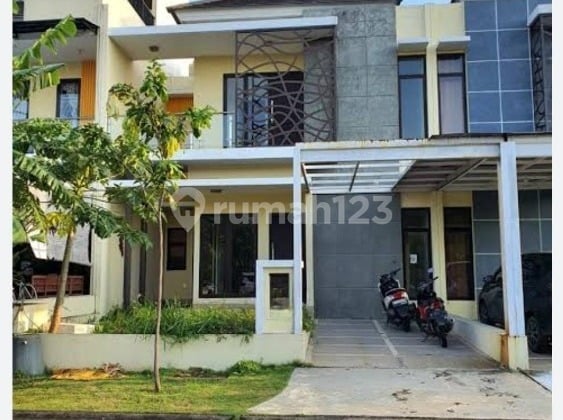 Rumah Rapi di Cluster Arana, Harapan Indah, Bekasi