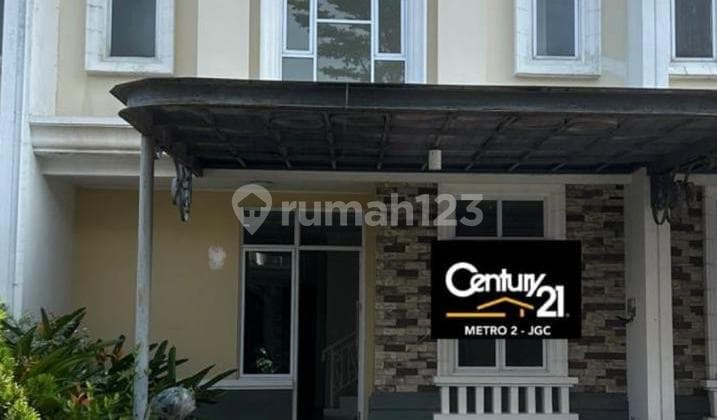 2-Storey Ready-to-Occupy House in La Seine Cluster, Jakarta Garden City, East Jakarta
