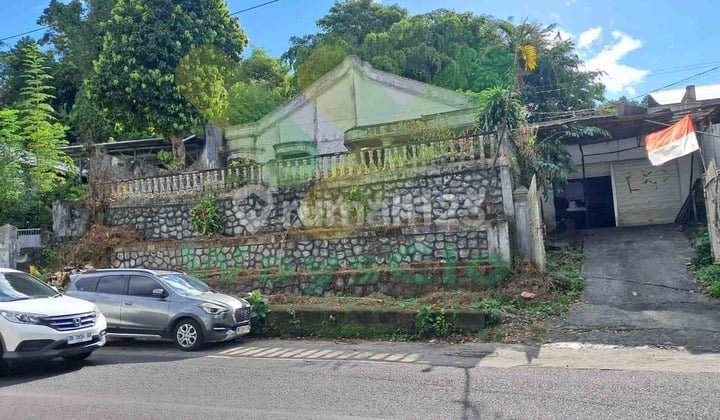 Dijual Cepat Rumah Menarik Dan Strategis Daerah Wanea, Harga Sangat Murah