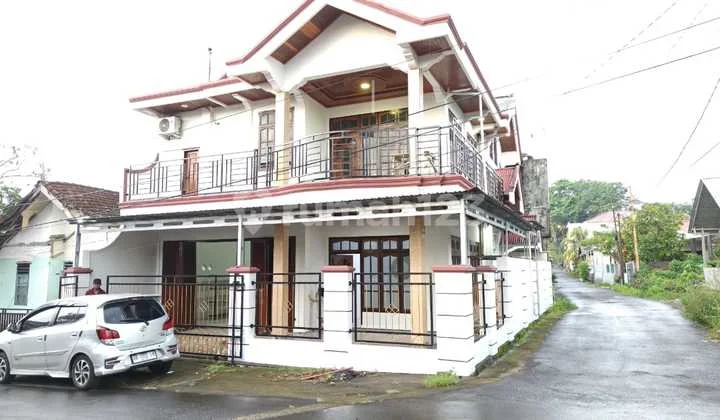 For Sale Fast Beautiful Two-Story House in Politeknik Area, Very Cheap Price