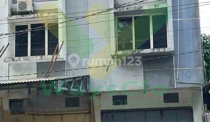 For Sale Fast, Attractive and Strategic Shop House in Tuminting Area, Very Cheap Price For Sale Fast, Attractive and Strategic Shop House in Tuminting Area, Very Cheap Price