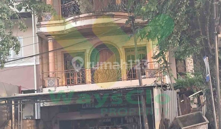 Dijual Cepat Ruko Sangat Strategis Daerah Wenang, Harga Sangat Murah