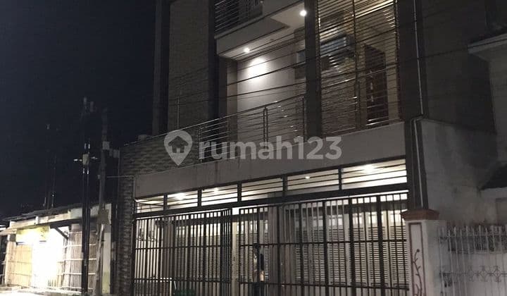 Rumah Murah 3 Lantai Dekat Pusat Kota Cirebon