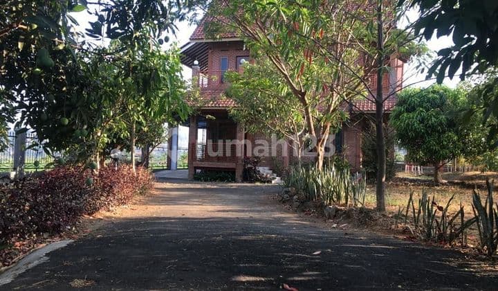 Rumah Villa Full Furnished View Gunung Ciremai di Kuningan