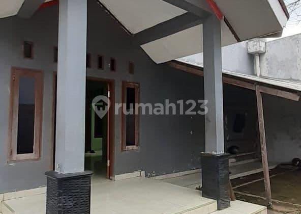 House with Spacious Yard Ready to Live in at the Outskirts of the City