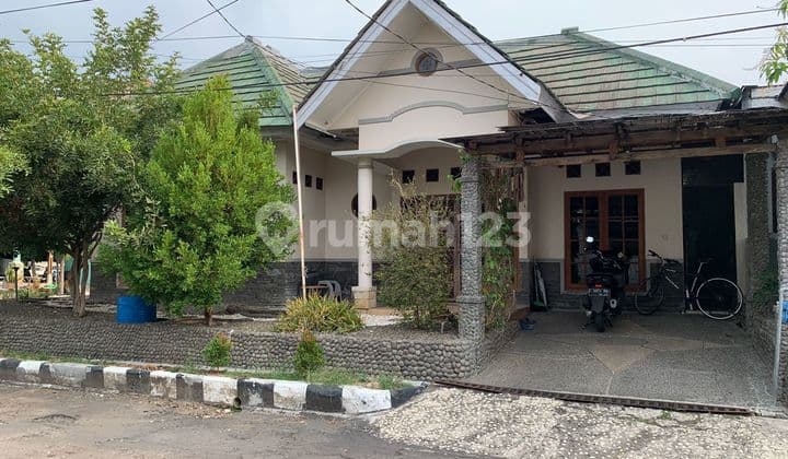 Rumah Siap Huni di Puri Taman Sari Posisi Hook Lokasi Strategis