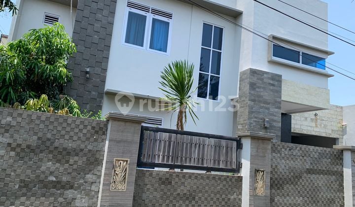 Disewakan Rumah Mewah Full Furnished di Pilang Setrayasa Cirebon