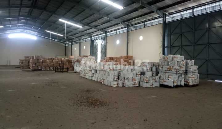 Warehouse on Jalan Pembangunan 2, Batu Ceper, Tangerang