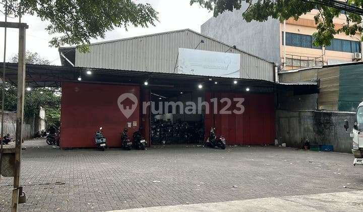 Dijual Gudang di Jalan Peta Barat, Pegadungan, Kalideres, Jakarta Barat.