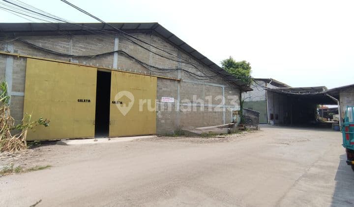 Dijual gudang di komplek pergudangan Jl.Yos Sudarso, Jurumudi, Tangerang