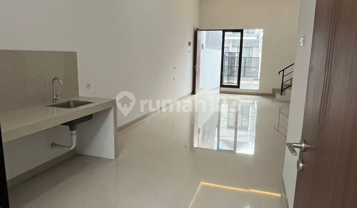 Ca909 Dijual Rumah Baru Minimalis Siap Huni SHM di Lebak Surabaya Timur
