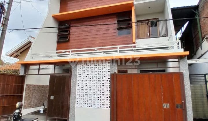 Ca973 Dijual Rumah 2 LT Siap Huni Bonus Kost Murah SHM di Semampir Surabaya