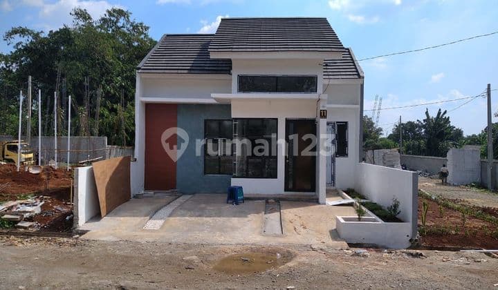 Di jual rumah Sentul, Cibinong,kota Bogor ready tanpa DP dekat MRT, stasiun kereta,toll, supermarket, sekolah