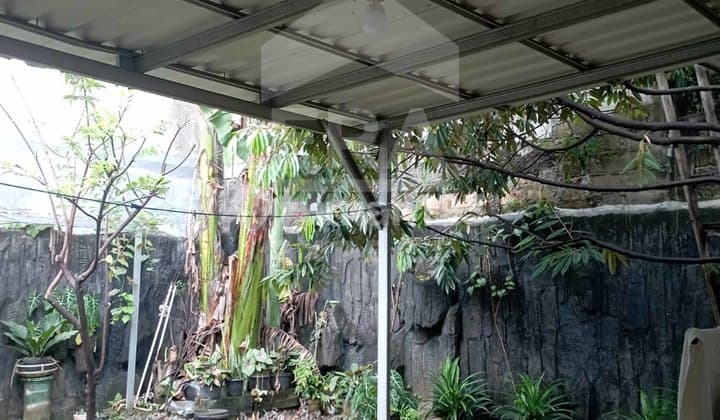 Dijual Rumah Klasik Siap Huni Semifurnish Di Rempoa Dekat Komplek MB @Tangerang Selatan