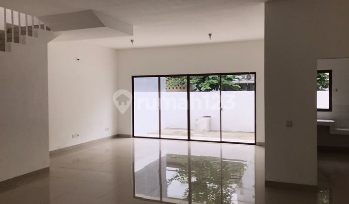 Dijual Rumah 2 Lantai Dalam Cluster Luas 9x16 @Jakarta Garden City