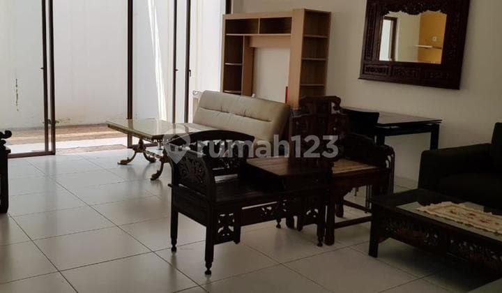 Disewakan Rumah 2 Lantai Siap Huni Furnished Cluster Terdepan Jakarta Garden City
