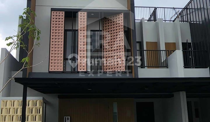 Cluster Jakarta Garden City, 8-Meter Wide House Ready to Occupy, Strategic Location Near Aeon Mall and Ikea