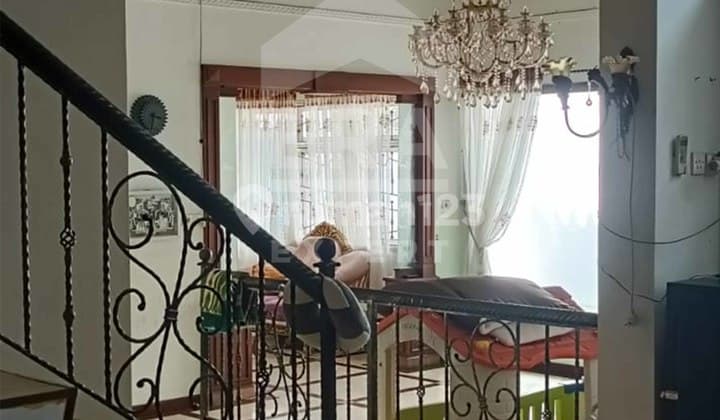 Rumah Hoek 2 Lantai Siap Huni, 7 Menit ke Mall Panakkukang Square @Makassar, Sulawesi Selatan