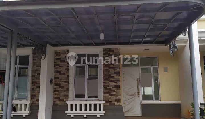 Rumah Minimalis 2 Lantai Lingkungan Nyaman dan Strategis Rumah Minimalis 2 Lantai Lingkungan Nyaman dan Strategis