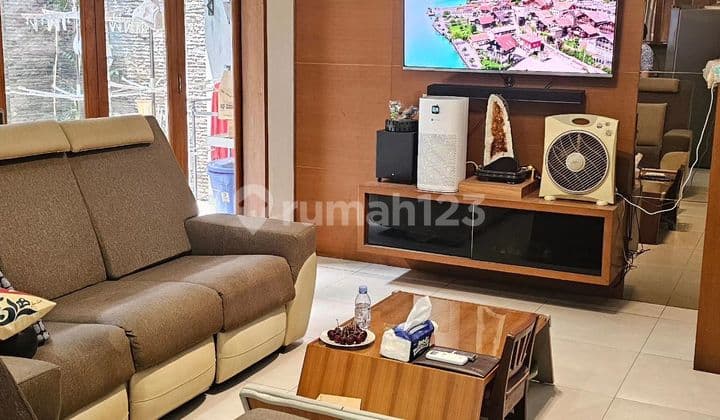 Rumah 2 Lantai D Area Komersiil Jl Kota Bumi