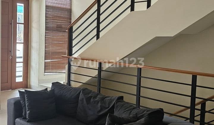 Rumah Semi Furnished di Pondok Indah, Dekat PIM & MRT