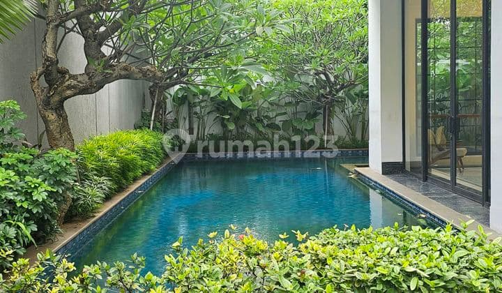 Rumah Mewah Brand New Di Pondok Indah.